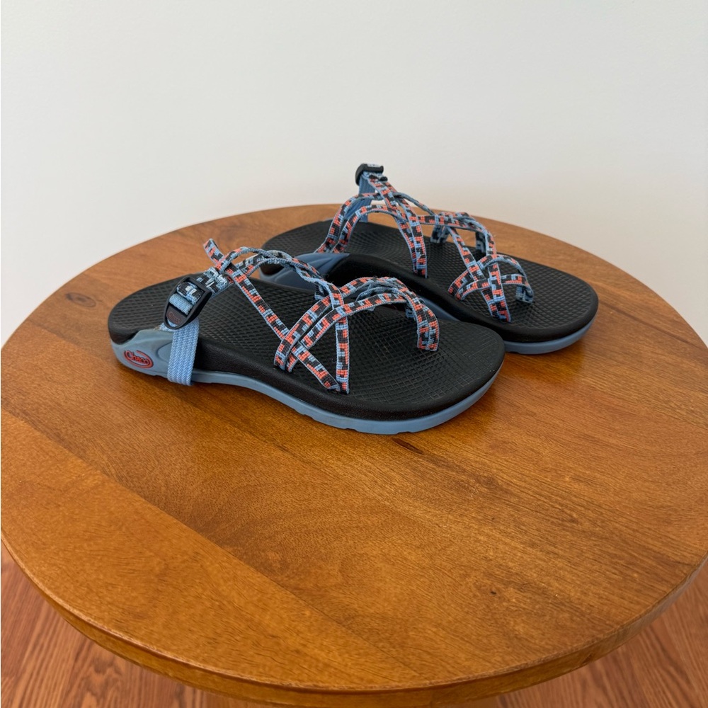Chaco Zong x Eclipse Multi-Color Strappy Sandals, Size 6 hiking outdoor